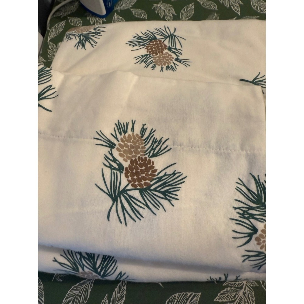 Mainstays Twin 100% Cotton Sheet Set Pinecone Print Cream Green 2 pc New - Picture 5 of 8